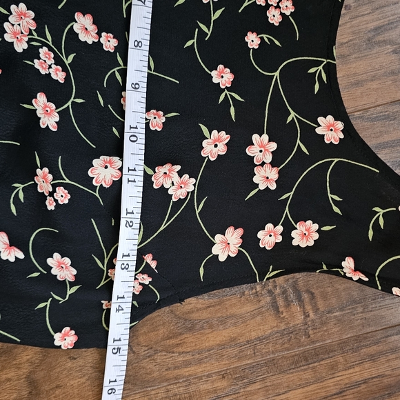 Reformation Black and Floral Dress with Open back Size 0 - Picture 3 of 9